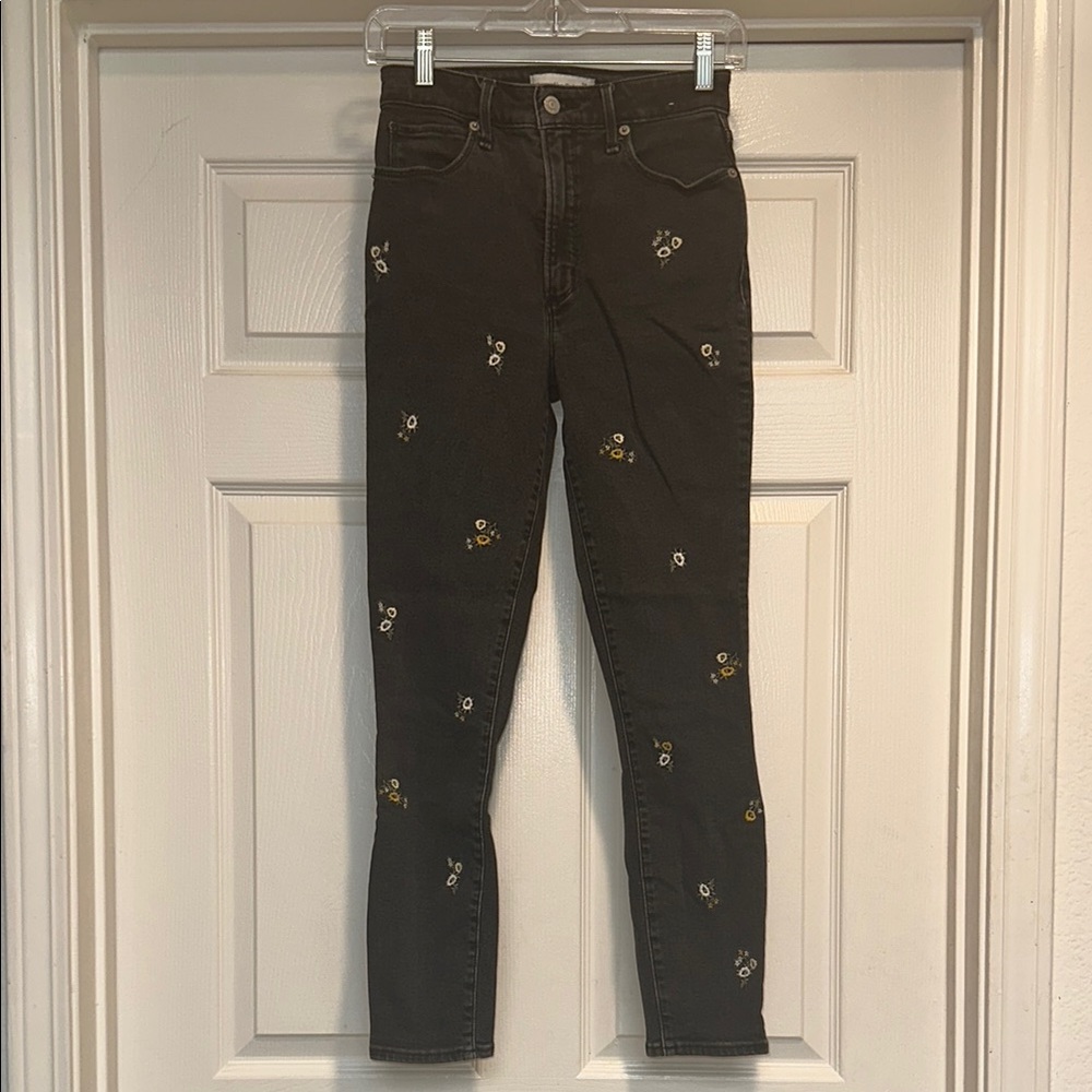 Abercrombie & Fitch High Rise Super Skinny Embroidered Ankle Jeans - Picture 3 of 8
